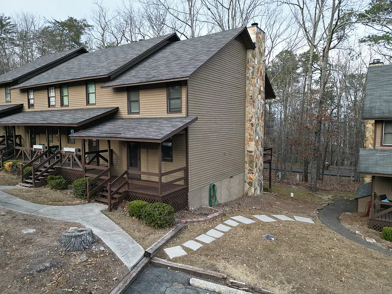FRONT VIEW OF CONDO