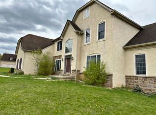124 Fox Run Run, Easton, PA 18042