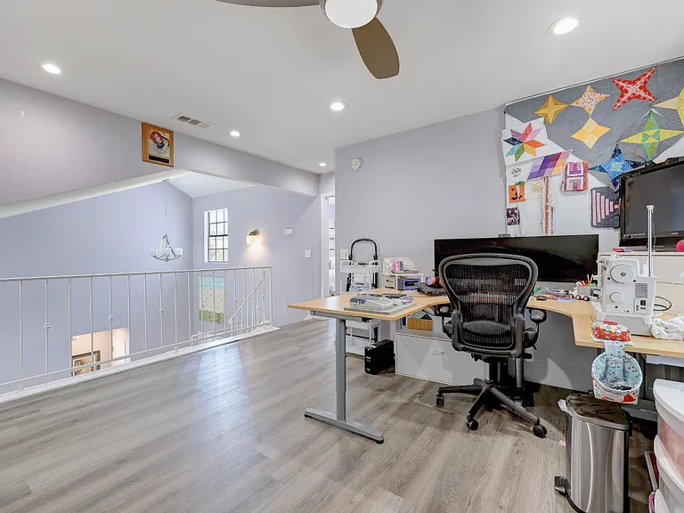 402 Oakcrest Dr — Photo 19