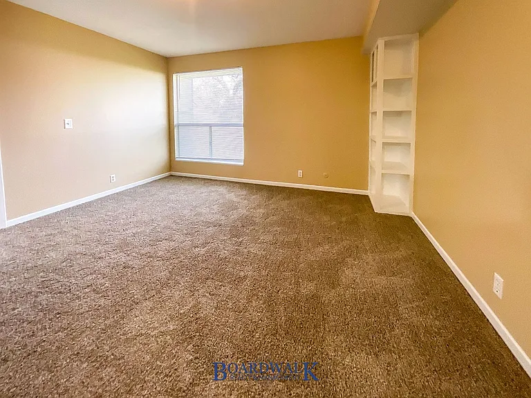 1060 E Quail Park Dr #C — Photo 11
