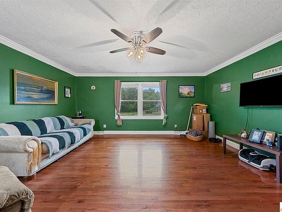 4th image of 108 McKinney St