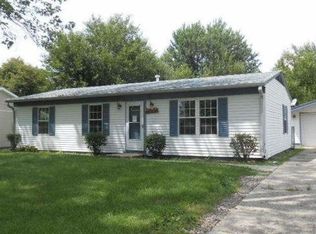 418 Hollybrook Dr, New Whiteland, IN