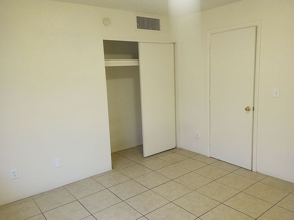5th image of 3815 S 5th Ave #5THAVE3815-2