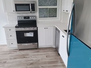 3 William St #4, Hamilton, ON L8L 5T6