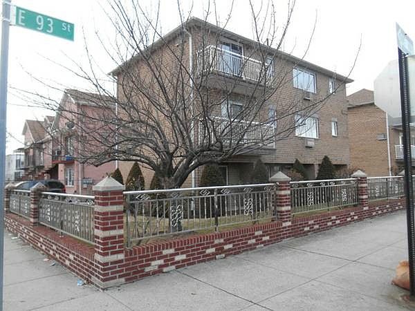 1st image of 1250 E 93rd St APT 1