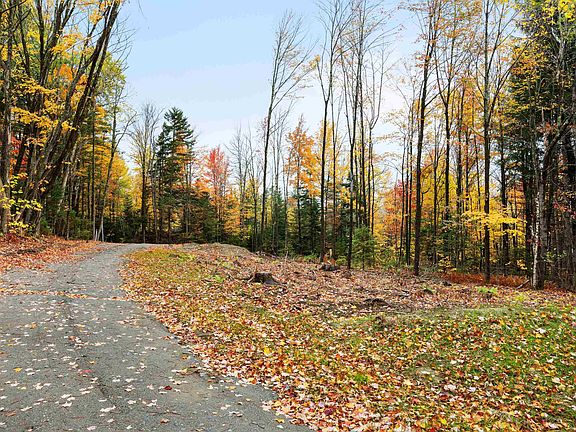 2nd image of 500 Hardwood Flats Road