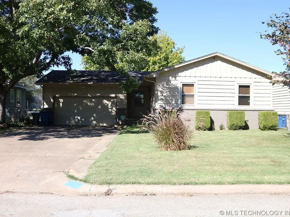 9139 E Marshall Pl