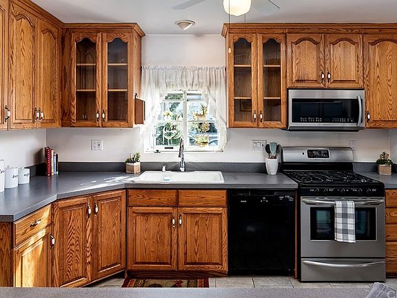 4th image of 1150 Manzanita Ln