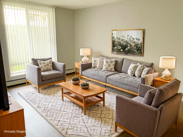 Parkview II Apartments, 9501A Manning Ave, Wood Buffalo, AB T9H 1V7