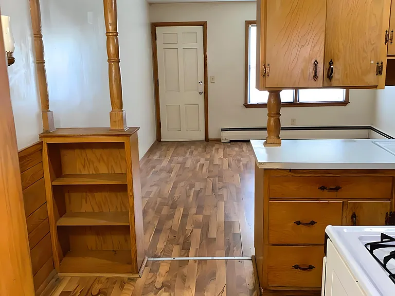 Trailway Apartments — Photo 29