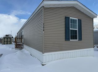 3 Bed 2 Bath Single Section plan