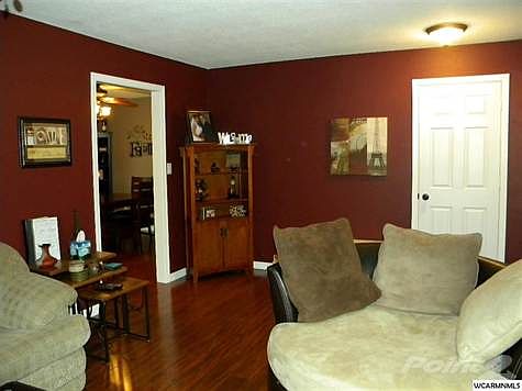 4th image of 901 Hackberry Dr