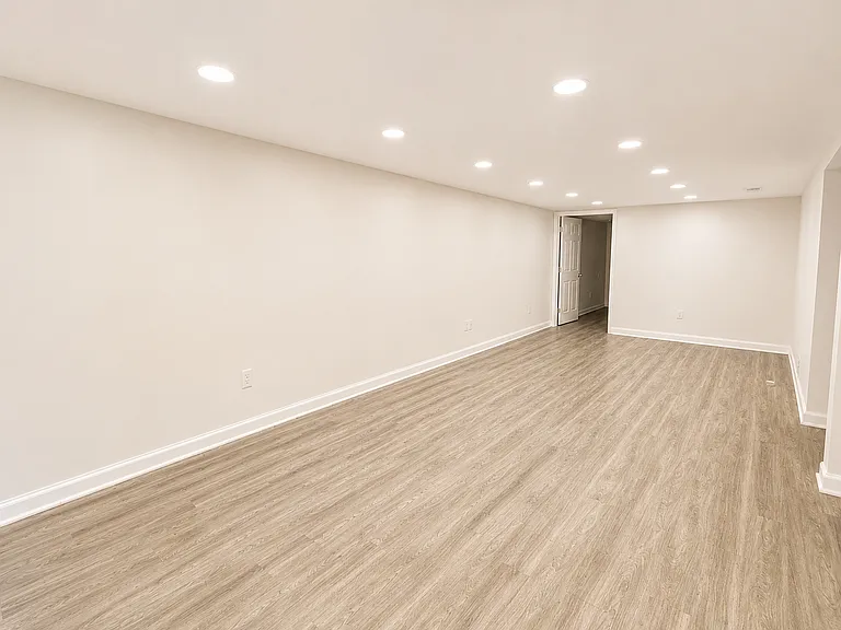 3931 Manner Dale Dr — Photo 6