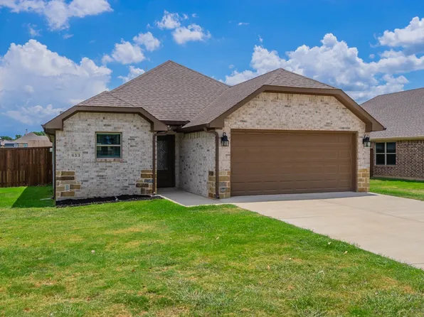 613 Copenhavr St, Pilot Point, TX 76258