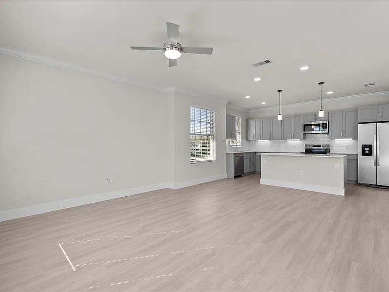 540 Hobbs Rd #A1 — Photo 3