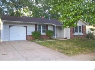299 Brightfield Dr, Ballwin, MO 63021
