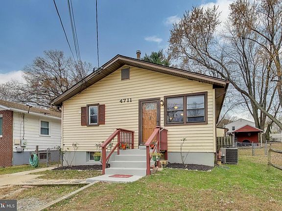 2nd image of 4711 Lincoln Ave