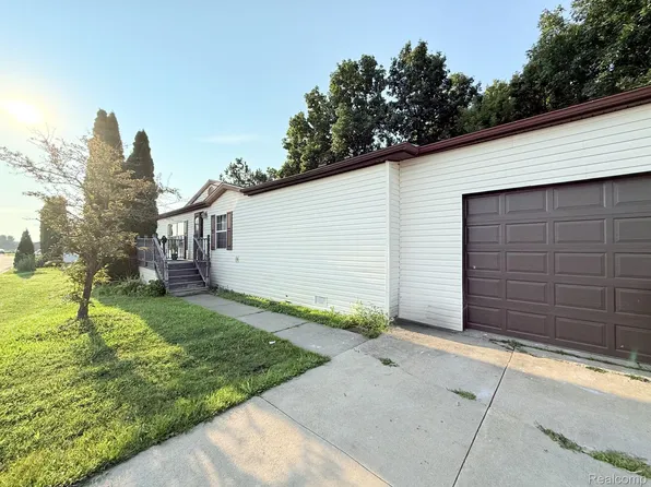 1928 White Oak Ln Lot 260, Ypsilanti, MI 48198