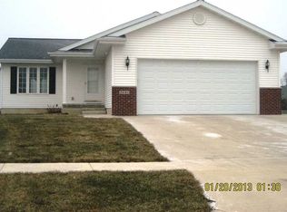 2680 Burns Dr, Marion, IA 52302