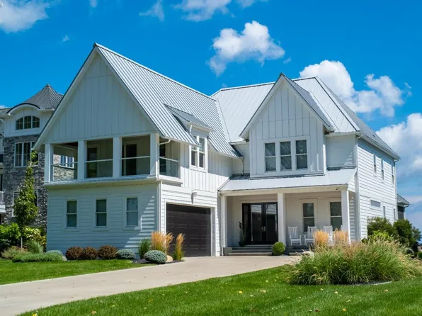 381 Lakewood Dr, Lakeside Marblehead, OH 43440