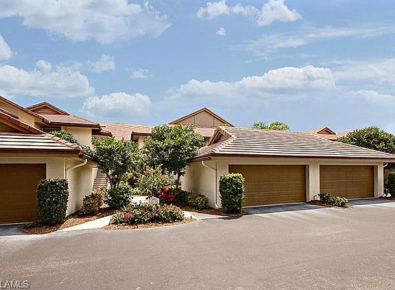 3rd image of 26901 Wedgewood Dr APT 202