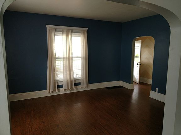 2nd image of 1522 Campbell St Unit 2
