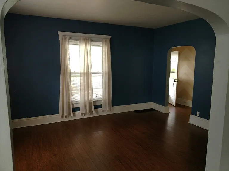 1522 Campbell St #2 — Photo 2