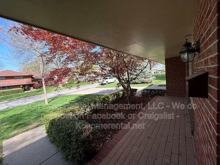 5423 Ballentine St — Photo 8