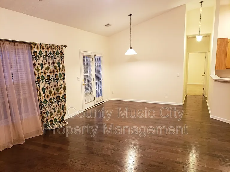 905 Weatherside Ct — Photo 6