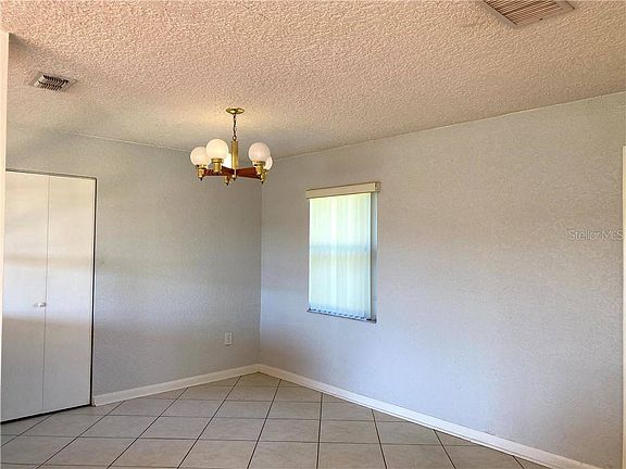 4th image of 206 Cannon Way