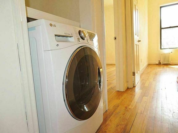 2nd image of 126 W 139th St #Yfl3