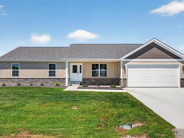 4819 Fitz James Xing, Highland, IL 62249