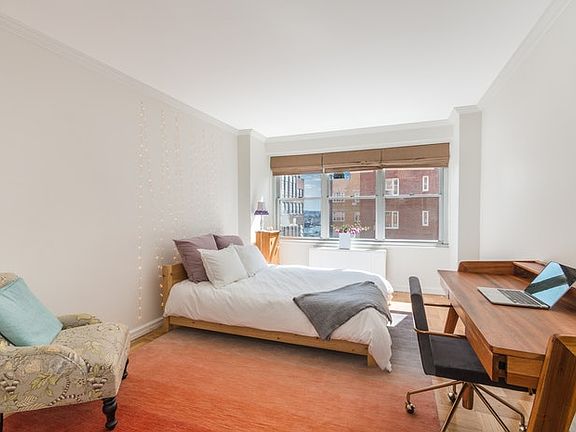5th image of 75 E End Ave APT 16D