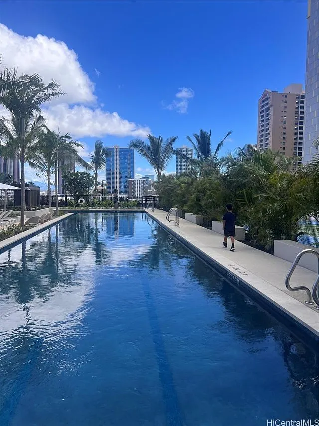 1 bed, 734 sqft, $5,500 — Photo 2