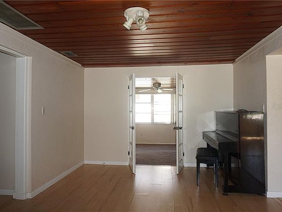 4th image of 4845 25th Ave N