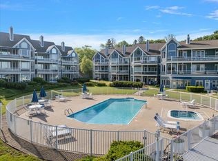 4144 Ridge Rd APT 16, Stevensville, MI 49127