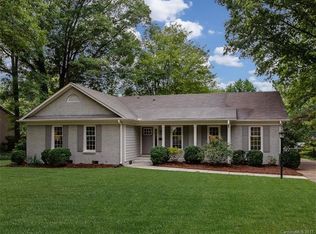 527 Lyttleton Dr, Charlotte, NC 28211