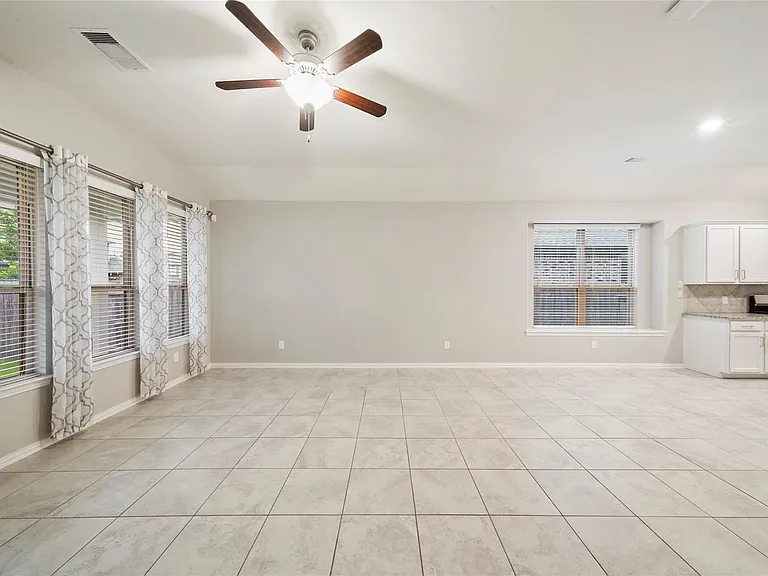 27910 Augusta View Dr — Photo 17