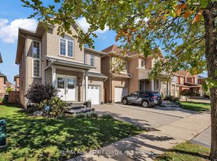 86 Glendarling Cres, Hamilton, ON L8E 0B1