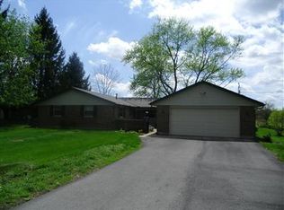 3351 Rocky Point Rd, Springfield, OH 45502