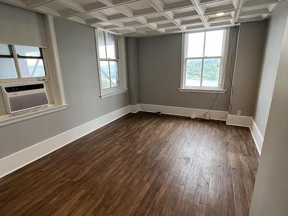 3rd image of 910 4th Ave Suite 1403
