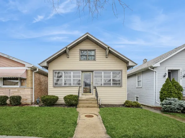 2551 Budd St, River Grove, IL 60171