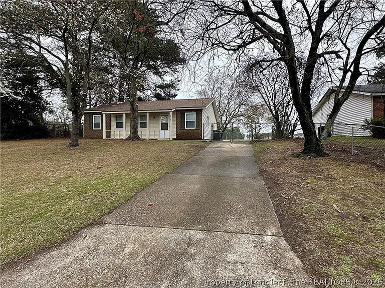 613 Kellam Cir — Photo 1