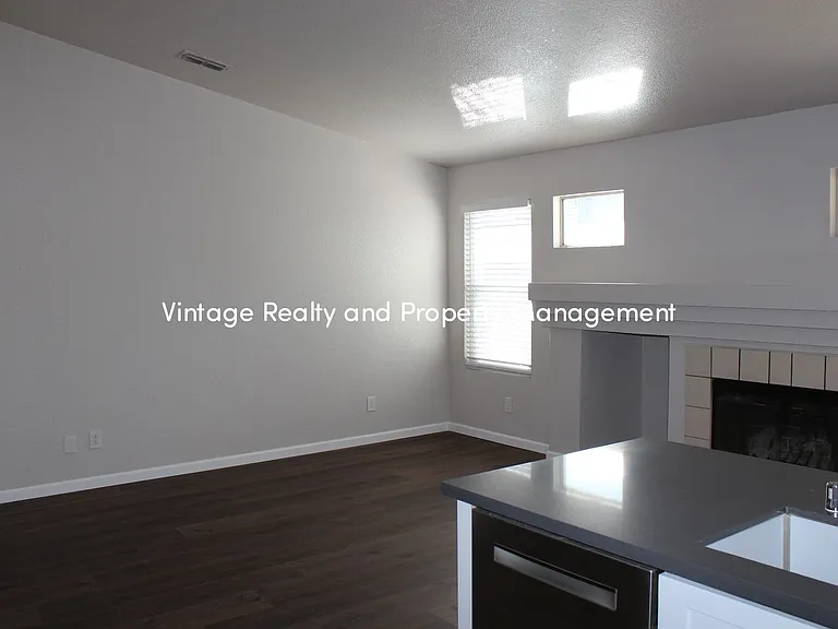 3375 Buttrick Ln — Photo 7