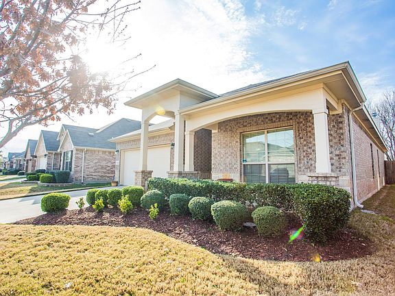 3rd image of 4544 Fern Valley Dr