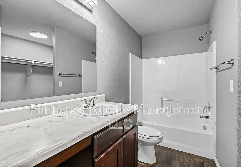 234 E Anabranch Ct #1 — Photo 17