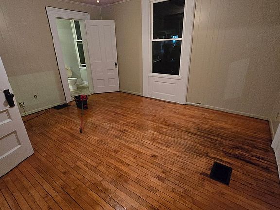 3rd image of 430 Ford St #3
