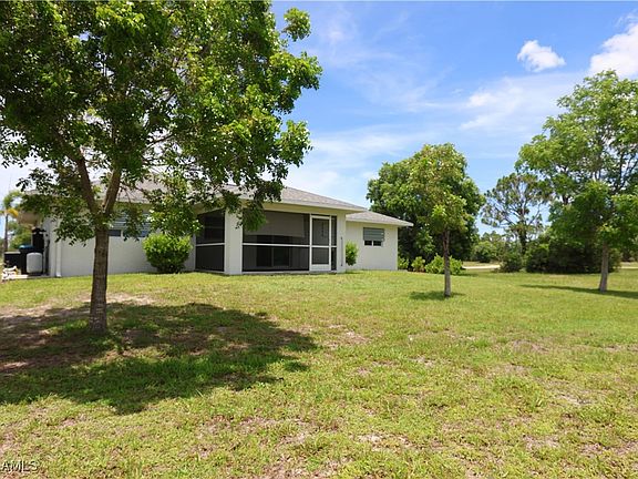 5th image of 4745 NW 38th Pl