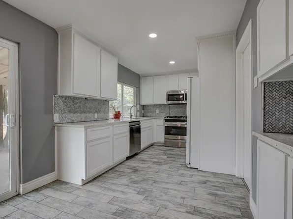1414 Ridgecrest Dr, Plano, TX 75074