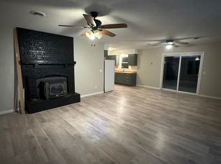 1112 Killingsworth Ave, Bolivar, MO 65613